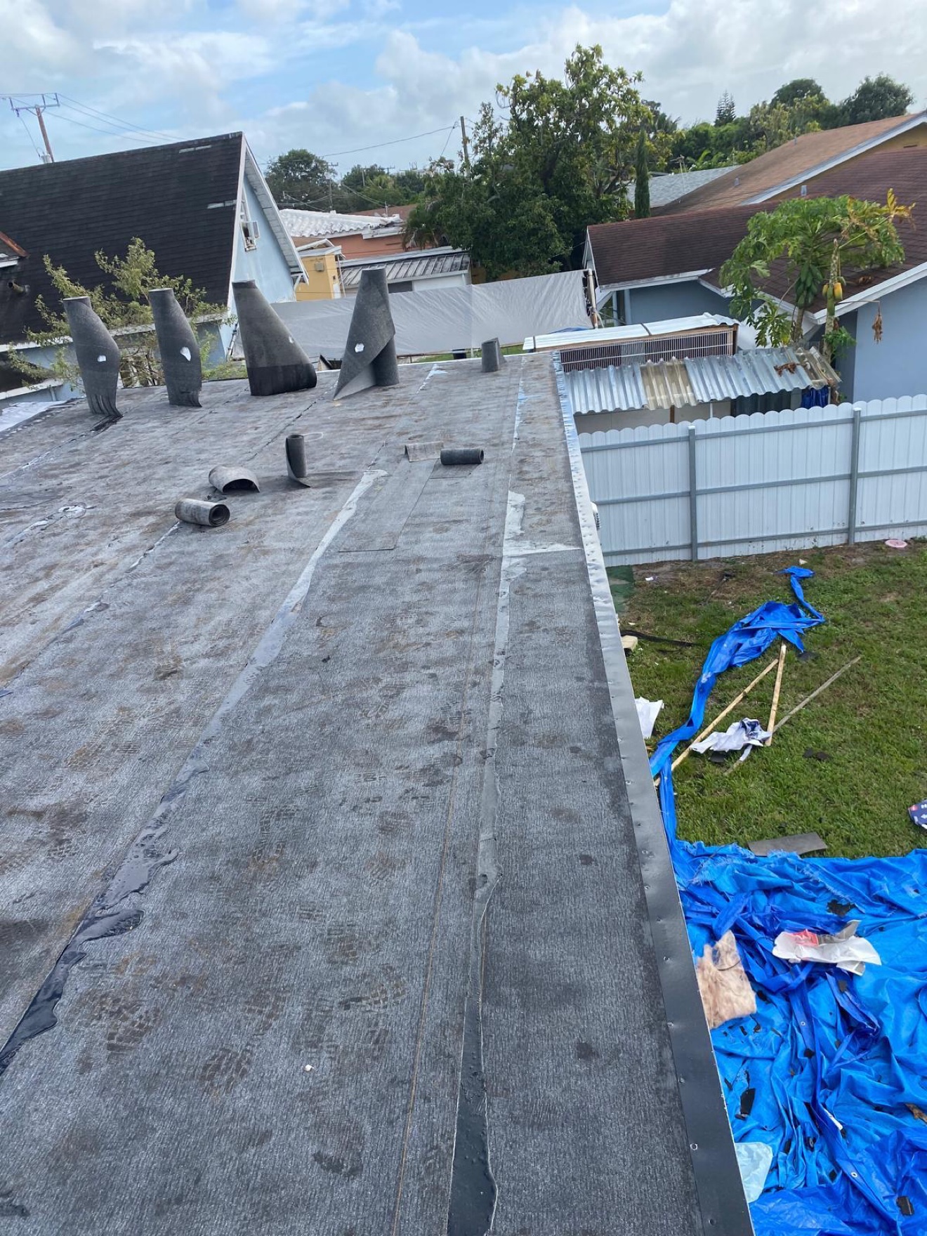 Flat section of a combo job with mod-bit rolls and mop