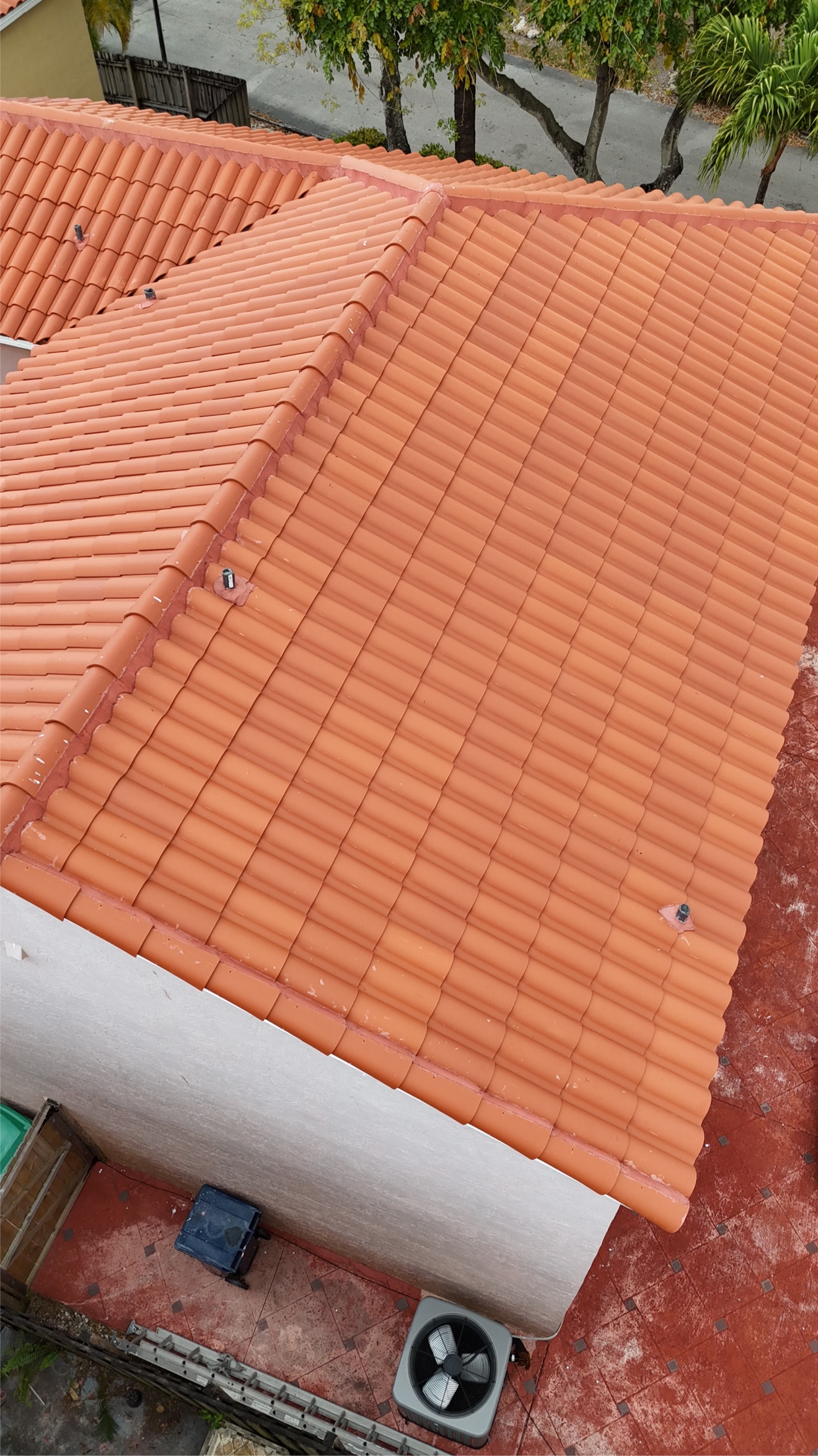 Close-up of a finished clay tile ridge